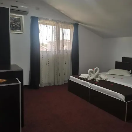 Casa Razvan 데포리노드