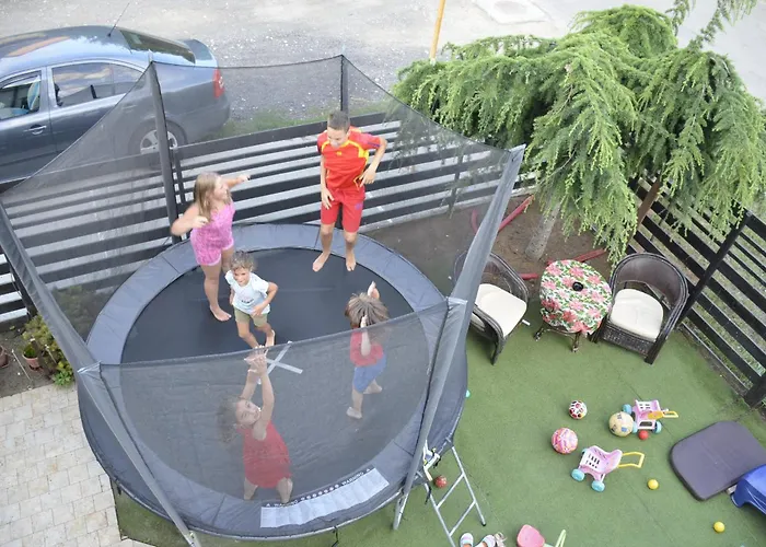 Casa Razvan 게스트하우스